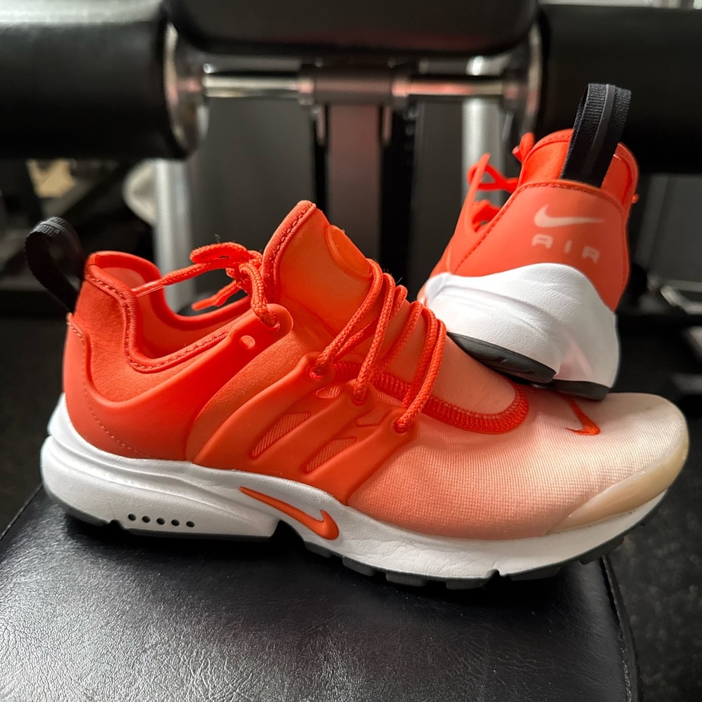 Nike Air Bright Orange Athletic Shoes